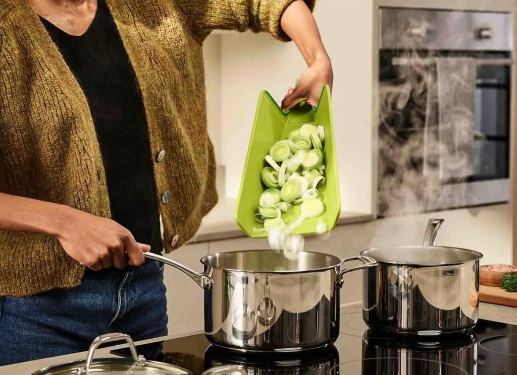 Portable Folding Cutting Board